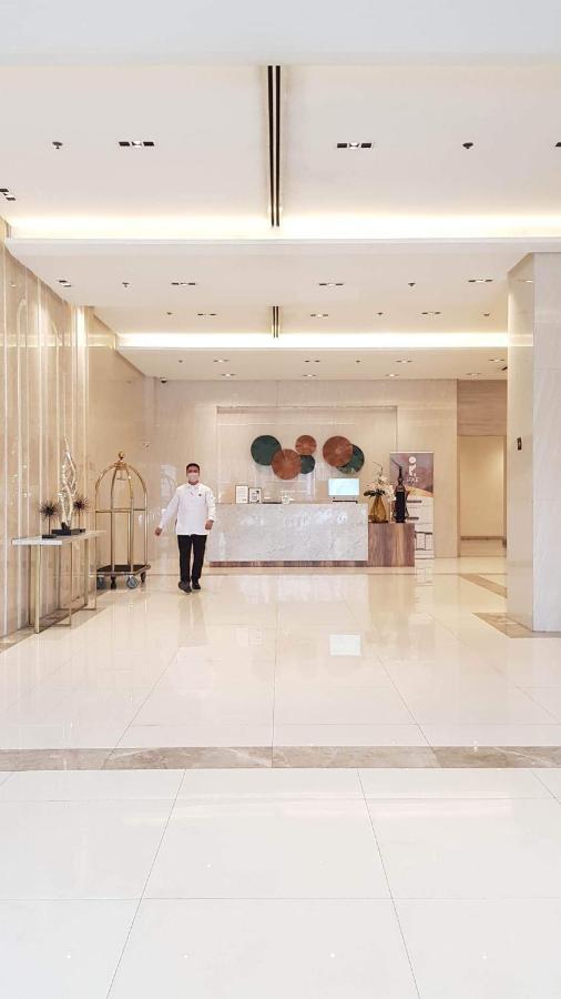 101 Newport Blvd C2 4F By Rechelle Nunag Pasay Zewnętrze zdjęcie