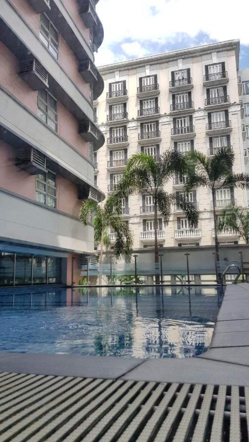 101 Newport Blvd C2 4F By Rechelle Nunag Pasay Zewnętrze zdjęcie